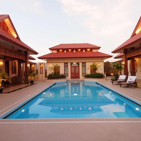 Myat Taw Win Hotel Naypyidaw Eksteriør billede