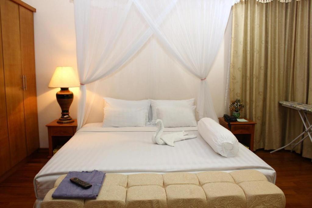 Myat Taw Win Hotel Naypyidaw Eksteriør billede