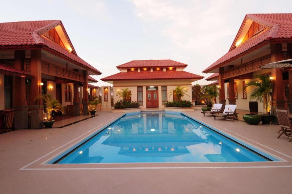 Myat Taw Win Hotel Naypyidaw Eksteriør billede