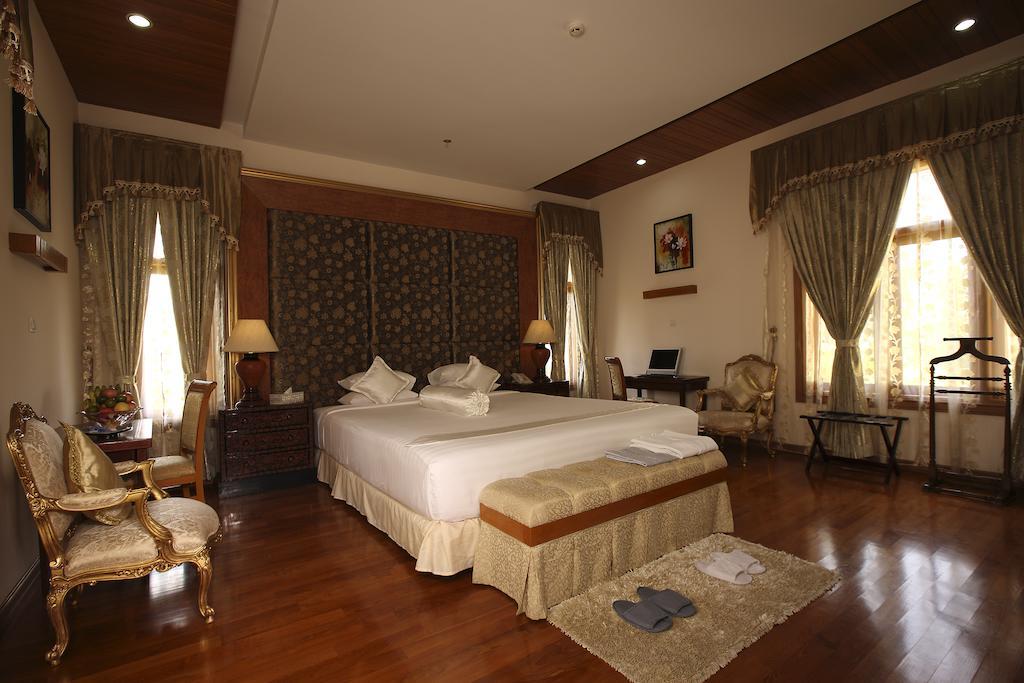 Myat Taw Win Hotel Naypyidaw Eksteriør billede