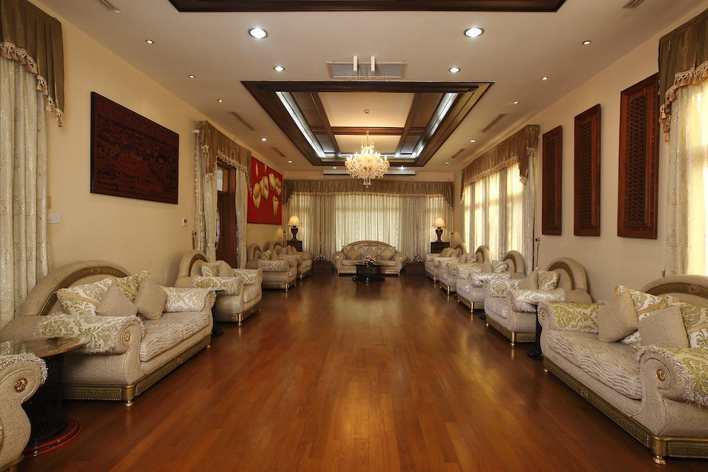 Myat Taw Win Hotel Naypyidaw Værelse billede