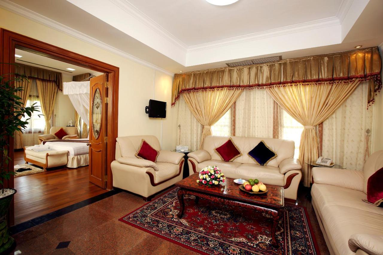 Myat Taw Win Hotel Naypyidaw Eksteriør billede